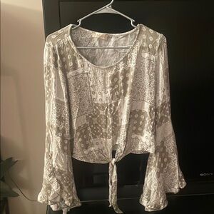 Altar'd State Green Flutter Sleeve Crop Blouse